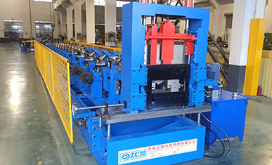 CZ互換檁條壓型機(jī)