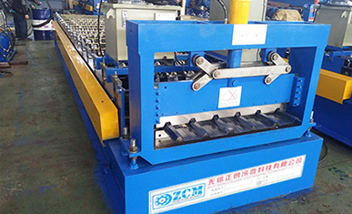 屋面板壓型機(jī)